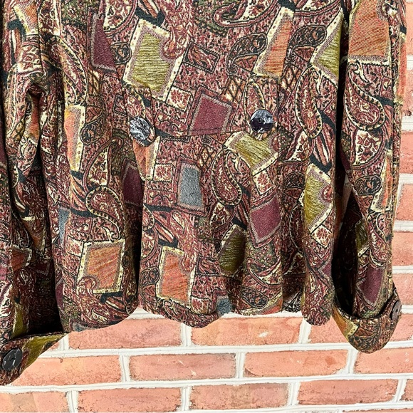 Tapestry jacket. Upscale clothing by CMC. Size small - Picture 5 of 10